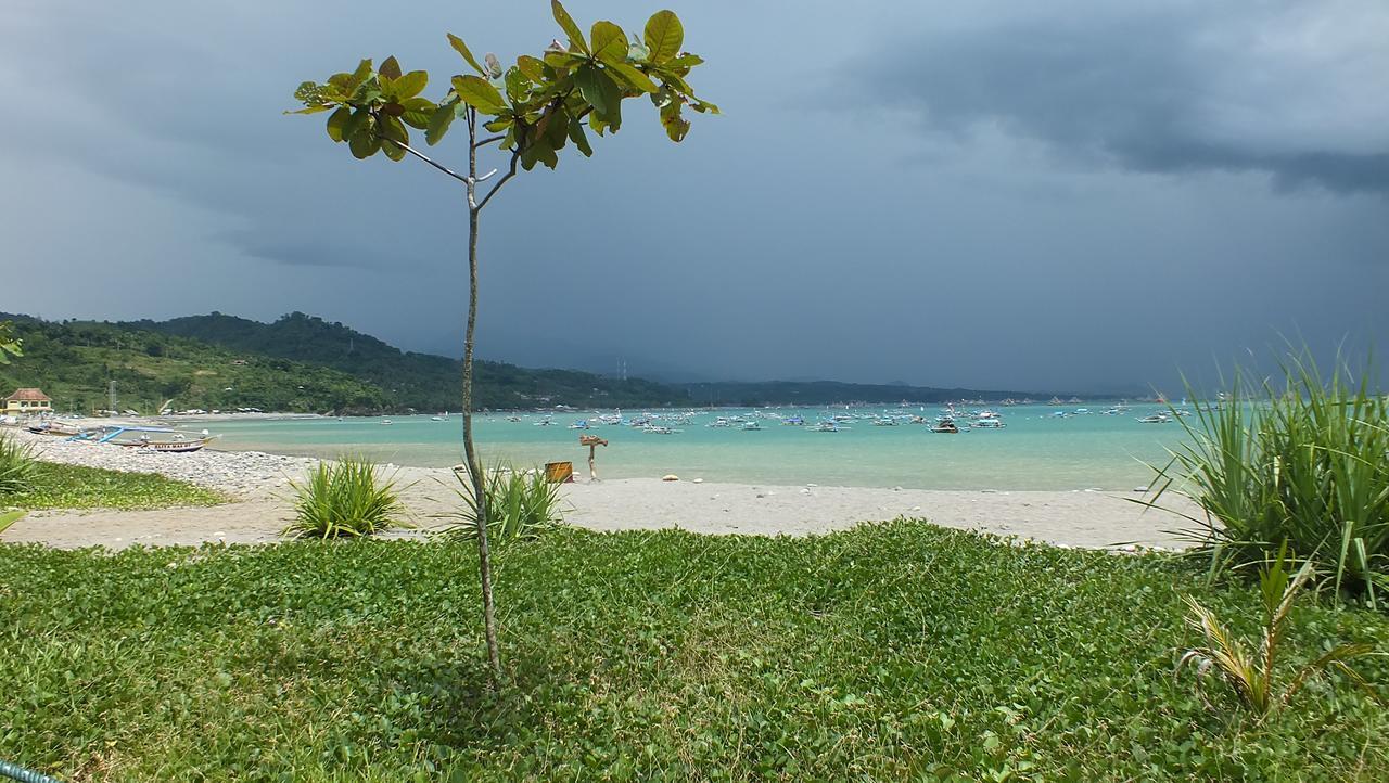 Ketapang Resort Karanghawu Exteriör bild
